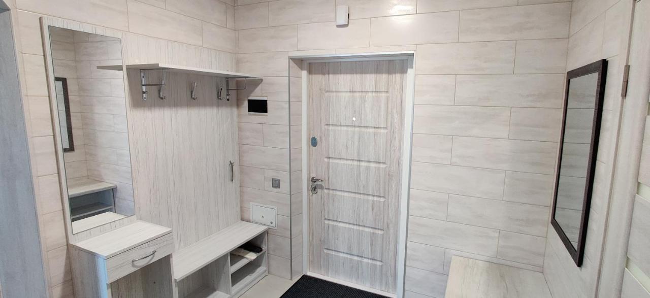 Luxury Apartments Atlant Lutsʼk Dış mekan fotoğraf